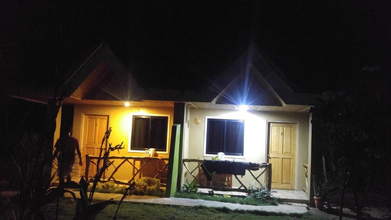 סיקיהור Miki'S Guest House מראה חיצוני תמונה